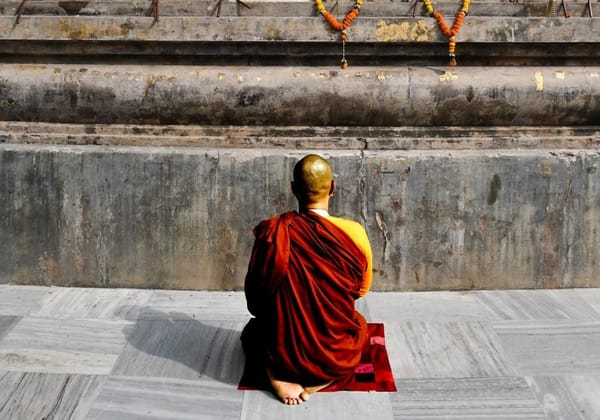 Vipassana: 10 Days of Silence in India — Part 1, Landing in Bodh Gaya